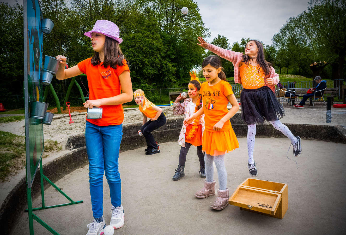 Vuurwerk, waterspelletjes en een bungeetrampoline dit is er op