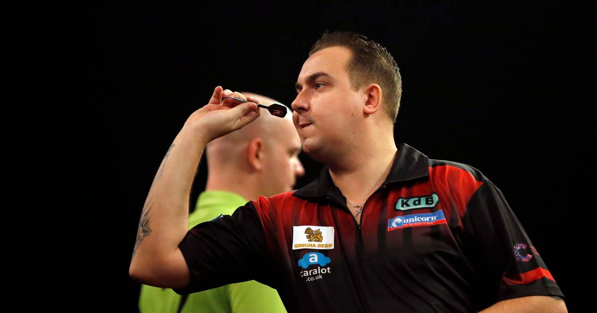 Huybrechts mist vier darts om Van Gerwen een hak te zetten in Premier League darts | Meer Sport ...