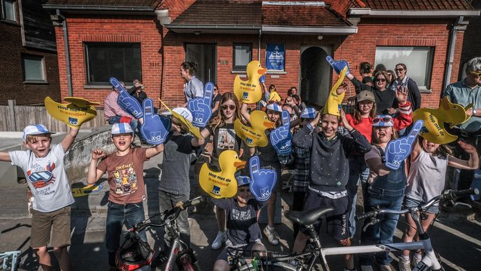 Leen en Janne brachten heel wat volk met zich mee, nu het weer kan.