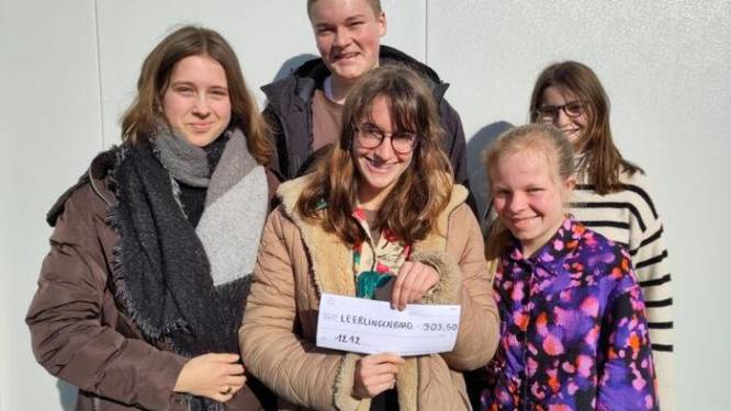 Sint-Andreasinstituut zamelt geld in voor slachtoffers van aardbeving in Turkije met koekenverkoop