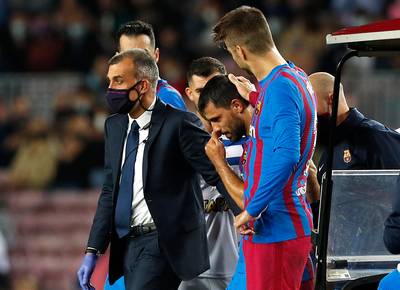Sergio Agüero met pijn in de borst overgebracht naar ziekenhuis, Barcelona lijdt wéér puntenverlies