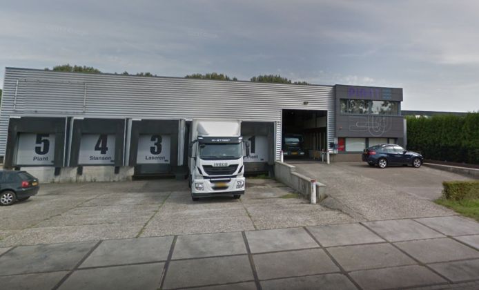Het Waalwijkse bedrijf Piant verhuist eind volgend jaar naar Haven Acht. Het bedrijf in stanstechniek heeft grond gekocht naast bol.com.