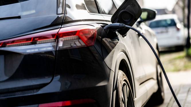 Linter schakelt versnelling hoger en gaat aantal laadpalen meer dan verdubbelen