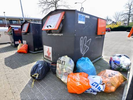 Boete in Eindhoven voor bijzetafval: 100 euro