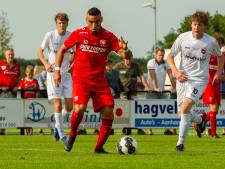 Enschedese voetballer Chris David vanuit Turkije: ‘Opeens schudde mijn bed en trilde de grond’