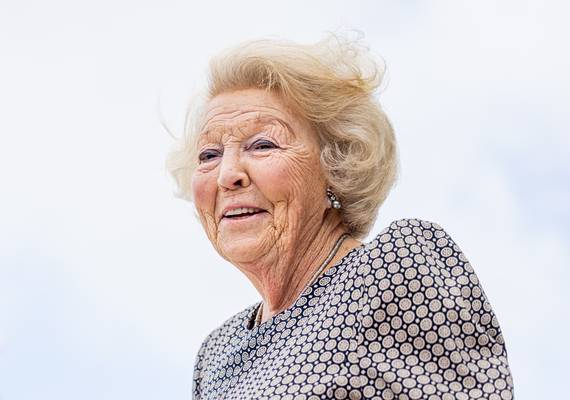 Prinses Beatrix adopteert vier nieuwe huisdieren