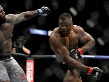 UFC-ster Ngannou wil boksen tegen Britse sterren: ‘Altijd overtuigd van mijn kracht’