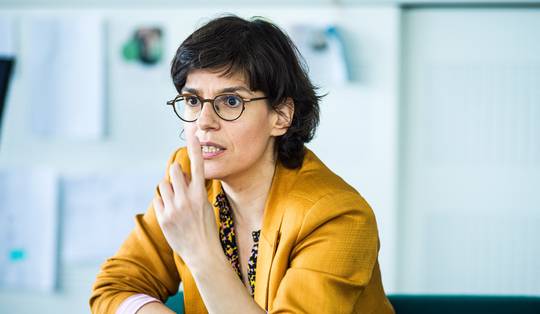 Voormalig energieminister Tinne Van der Straeten (Groen) verruilt politiek voor windmolenlobby