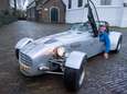 Rob (72) bouwde zelf een auto, deed 'm weg en kocht een Donkervoort: ‘Het instappen wordt wel steeds lastiger’