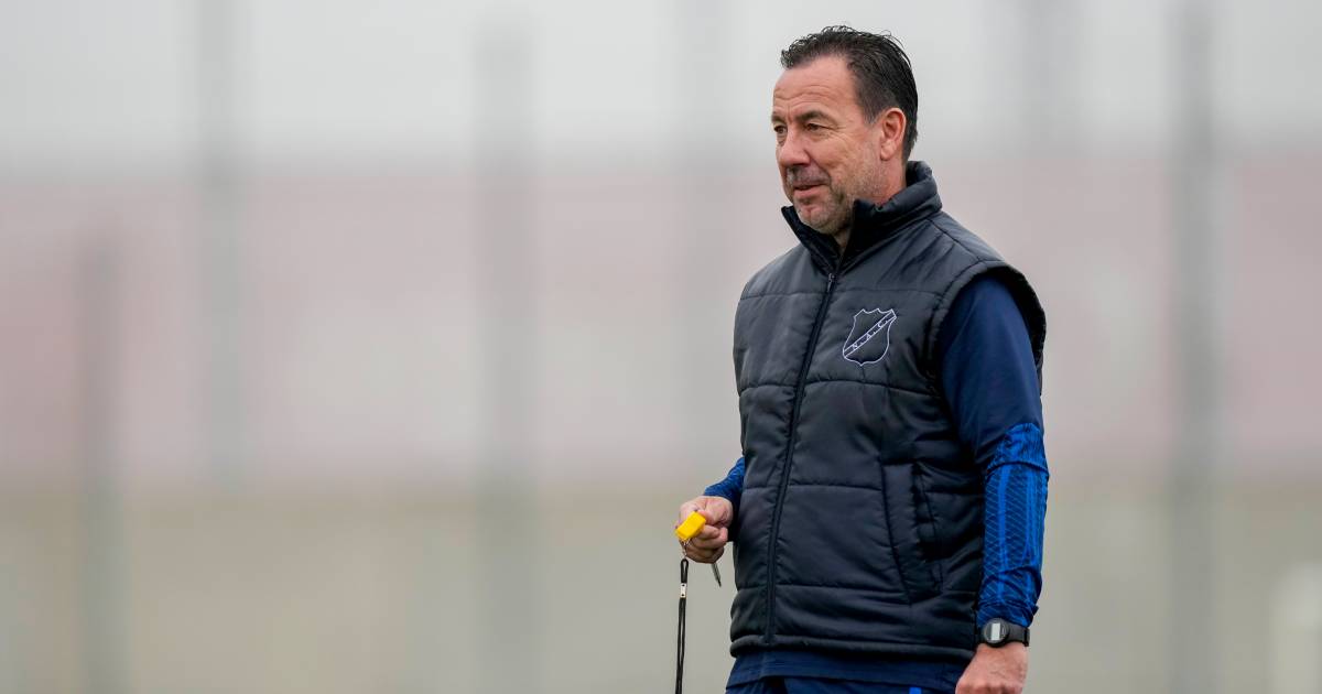 Prominent NAC-financier Vrolijk ziet trainer Van Gastel het liefst naar Besiktas vertrekken