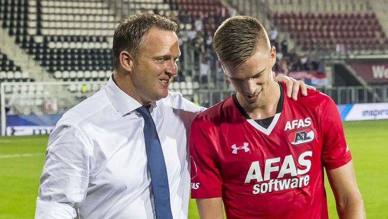 Teruglezen Transfermarkt Is Gesloten En Gaat Pas In Januari Weer Open De Volkskrant
