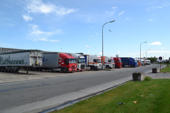 De feiten vonden plaats op het industrieterrein van Veurne.