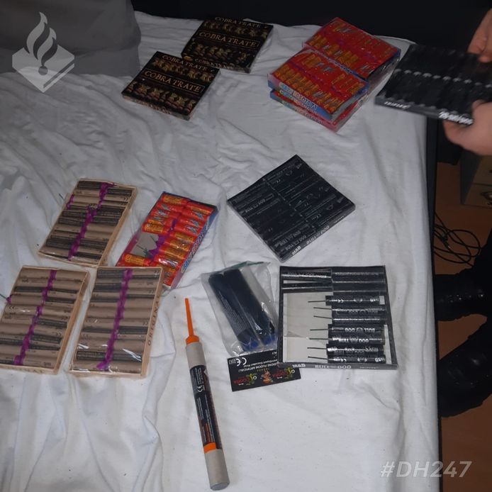 Een foto van de politie van het vuurwerk.