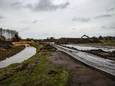 De grond rondom de verhoogde N69 tussen Westerhoven en Dommelen is afgegraven, zodat het riviertje de Keersop bij veel regen kan overlopen en het gebied onder water kan zetten.