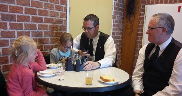 High tea Con Amore is succesnummer | Schouwen-Duiveland - PZC