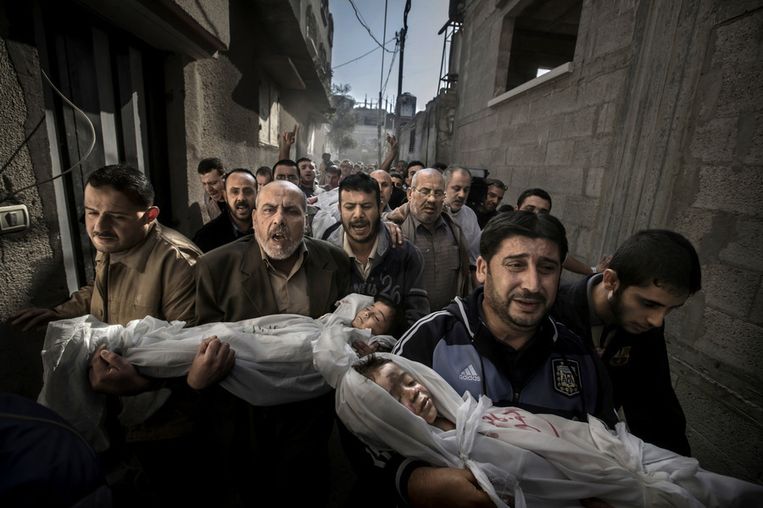 De winnende World Press Photo van dit jaar. Beeld AP Photo/Paul Hansen, Dagens Nyheter