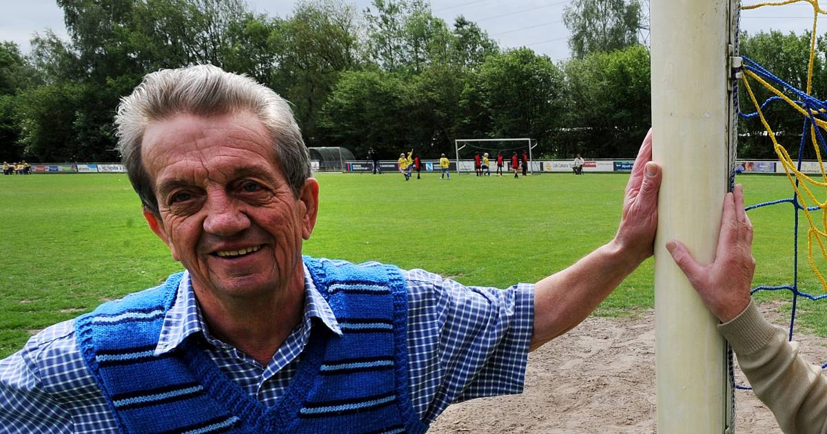 Audacia neemt afscheid van clubicoon en erelid Harrie Beerens: ‘Fellerrr, jongens! Snellerrr!’