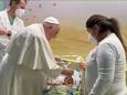 Paus Franciscus doopte vandaag de pasgeboren Miguel Angel.