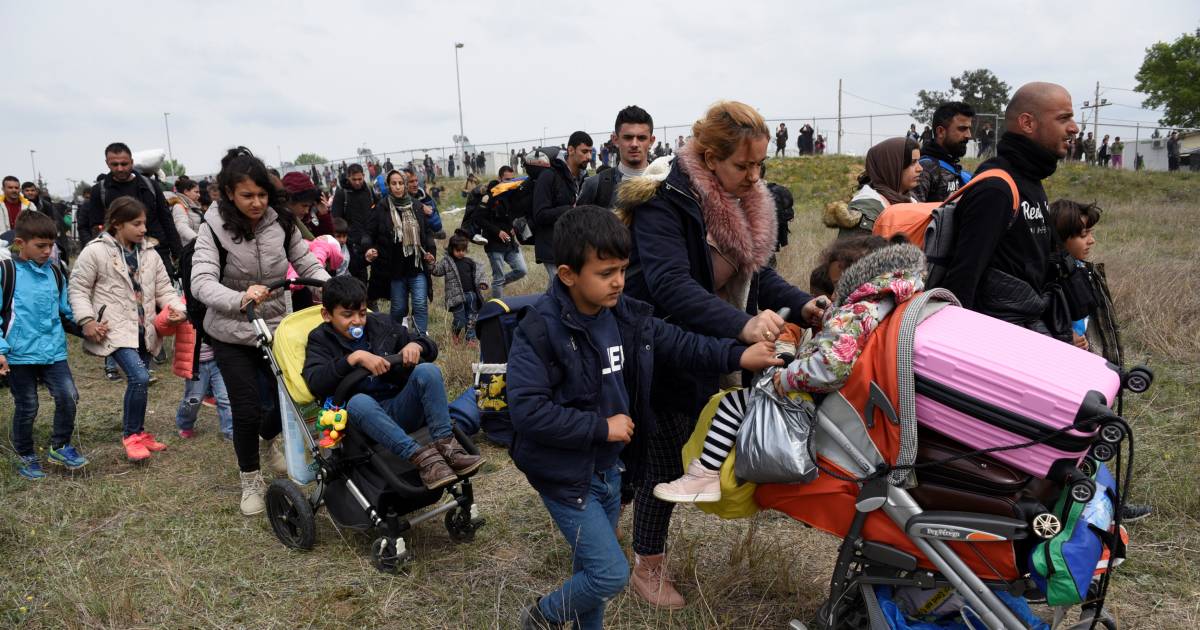 Zes migranten op de vlucht voor Griekse politie komen om bij ongeval.