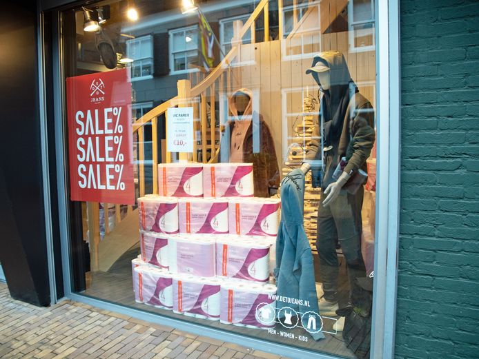 Zolang het kan, gaat Deto Jeans gewoon door met de verkoop van wc