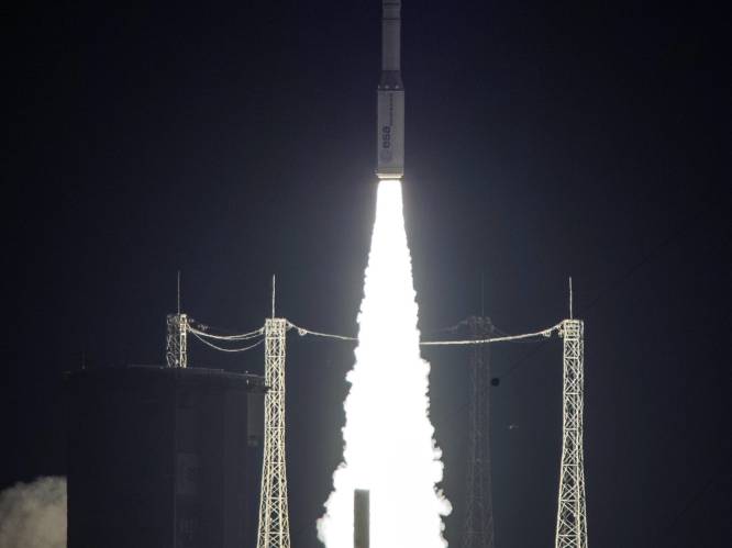 Europese Vega-raket met Sentinel-satelliet gelanceerd