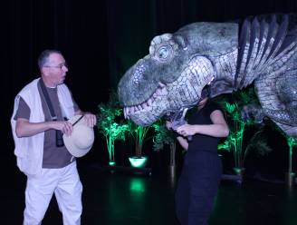 Extra show van Dinosaur World Live in Kursaal
