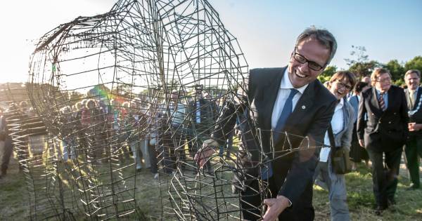 Noordwelle krijgt een megatrekpaard als mascotte