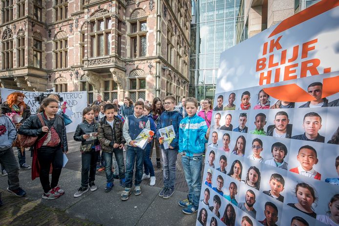 Vaak wordt er actie gevoerd om kinderen in Nederland te laten blijven.