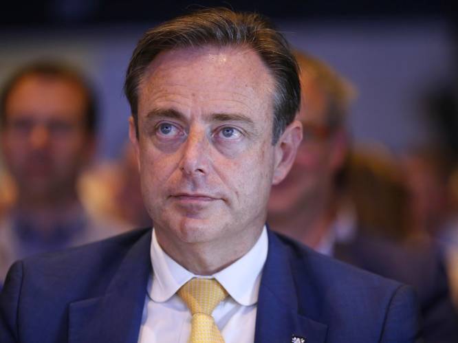 Antwerps burgemeester Bart De Wever gealarmeerd: "Cocaïnemaffia staat op punt politieke invloed te kopen"