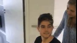 “Houdoe!”: Wout van Aert heeft ziekenhuis in Herentals (eindelijk) verlaten