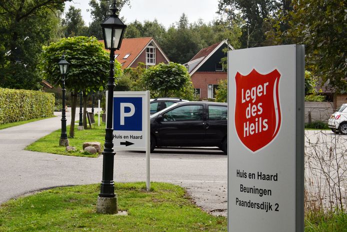 Stam dividend Nadruk Leger des Heils opent verbouwde woonvoorziening Huis en Haard in Beuningen  | Losser | tubantia.nl