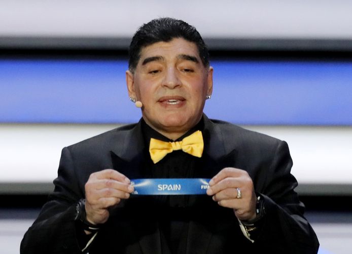 Maradona haalde Spanje tijdens de loting uit de trommel.