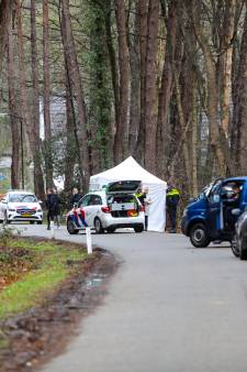 Overleden persoon gevonden aan rand van Paleispark achter Het Loo