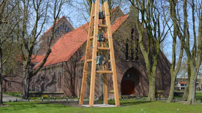 Negentien nieuwe ‘martelarenbomen’ bij Bedevaartskerk