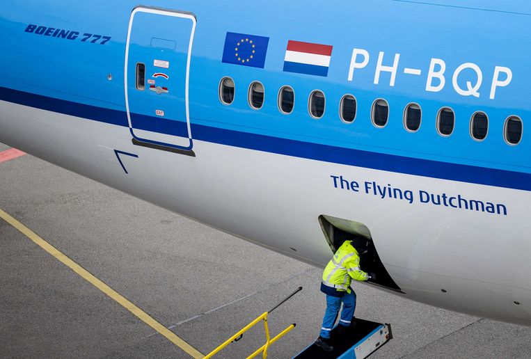 ‘De focus zal de komende periode liggen op het aflossen,’ aldus KLM-topman Pieter Elbers. Beeld ANP
