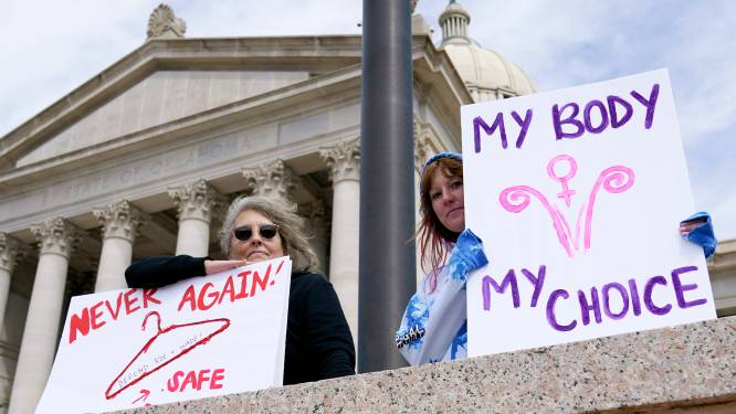 Gouverneur Oklahoma ondertekent strengste abortuswet van VS: verboden vanaf bevruchting