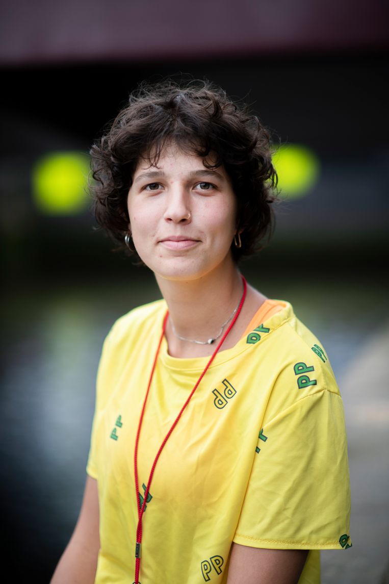 Beeldend Kunstenaar - Pip Passchier.
 Beeld Bram Petraeus