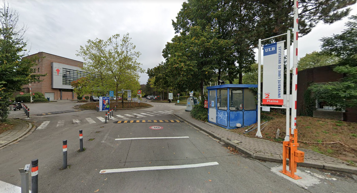 L'une des entrées du campus de la Plaine de l'ULB.