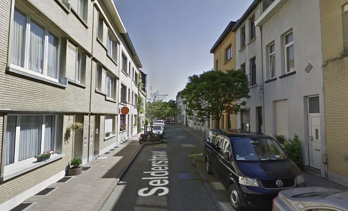 De inbraak gebeurde in de Selderstraat in Antwerpen-Noord.