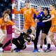 Nederlandse handbalsters presteren beter op spekgladde speelvloer, verslaan gastland Japan