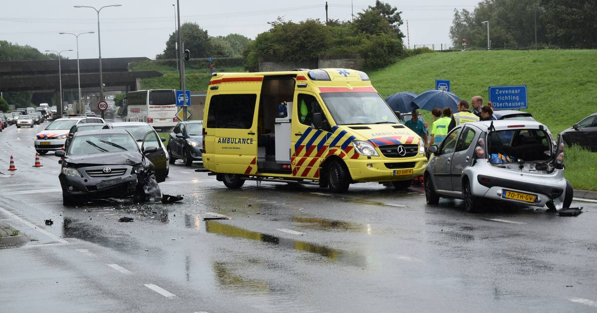 Meerdere gewonden bij botsing op Pleyroute in Arnhem | Arnhem e.o ...