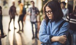 Nieuw schooljaar, nieuwe problemen? Zo wapen je je kind tegen pesterijen