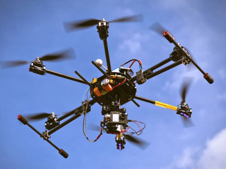 Drone van man (53) veroorzaakt bijna botsing met Chinook bij vliegbasis Woensdrecht