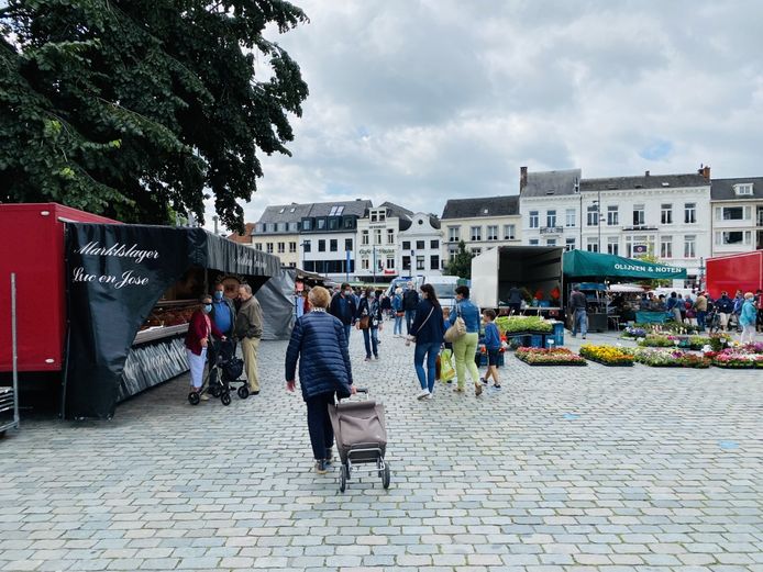 Archief: de zaterdagmarkt in Turnhout zal twee weekends niet plaatsvinden op de Grote Markt
