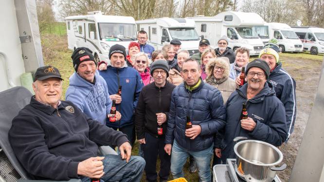 De 16 van de Kwaremont voelen zich in eigen fandorp de opper-vips van de Ronde: “Wij zien de koers wel vijf keer”