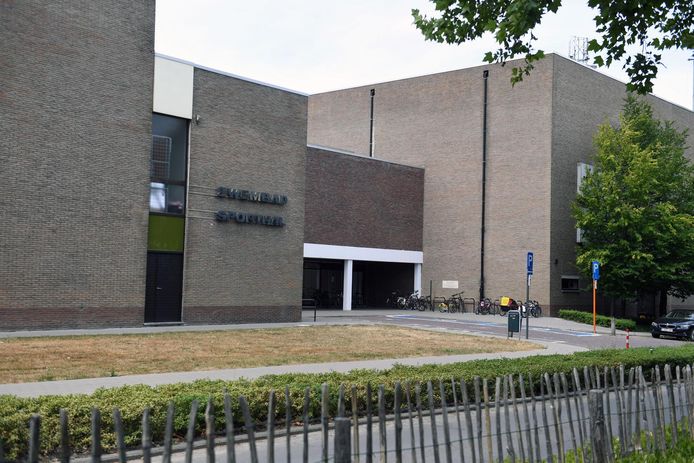 N Va Wil Cabrio Zwembad Van 50 Meter Leuven Hln Be