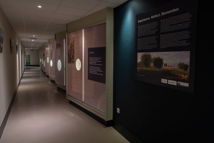 Een blik op de fototentoonstelling
