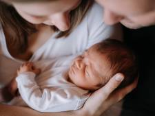 Blowende vader bezorgt zijn eigen baby  hersenbloedingen: ‘Verschrikkelijk, ik was mezelf niet’