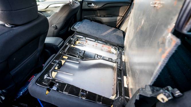Verbod op geheime ruimte in auto's om vervoer van drugs en wapens tegen te gaan