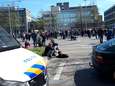 Corona-demonstratie in Arnhem rustig verlopen, gevreesd treffen voetbalfans blijft uit